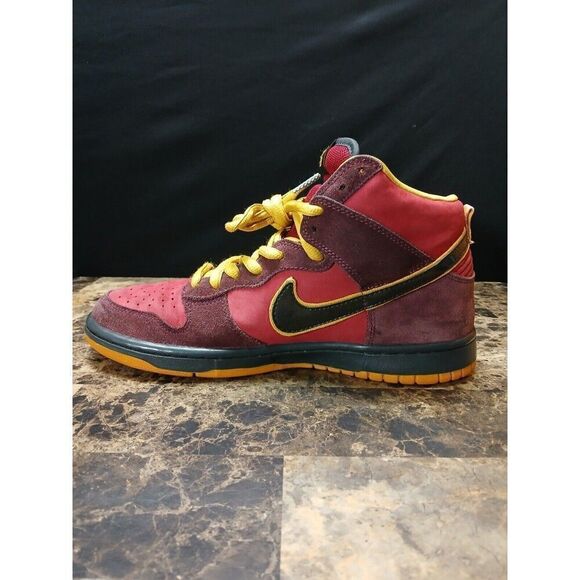 Size 8.5 - Nike SB Dunk High Premium Iron Man 2010 - Picture 2 of 16